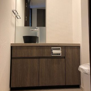 2021 プラウド代官山 (トイレ手洗いカウンター) 東京都